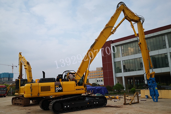 【挖掘機拆樓臂】什么是挖掘機拆樓臂？